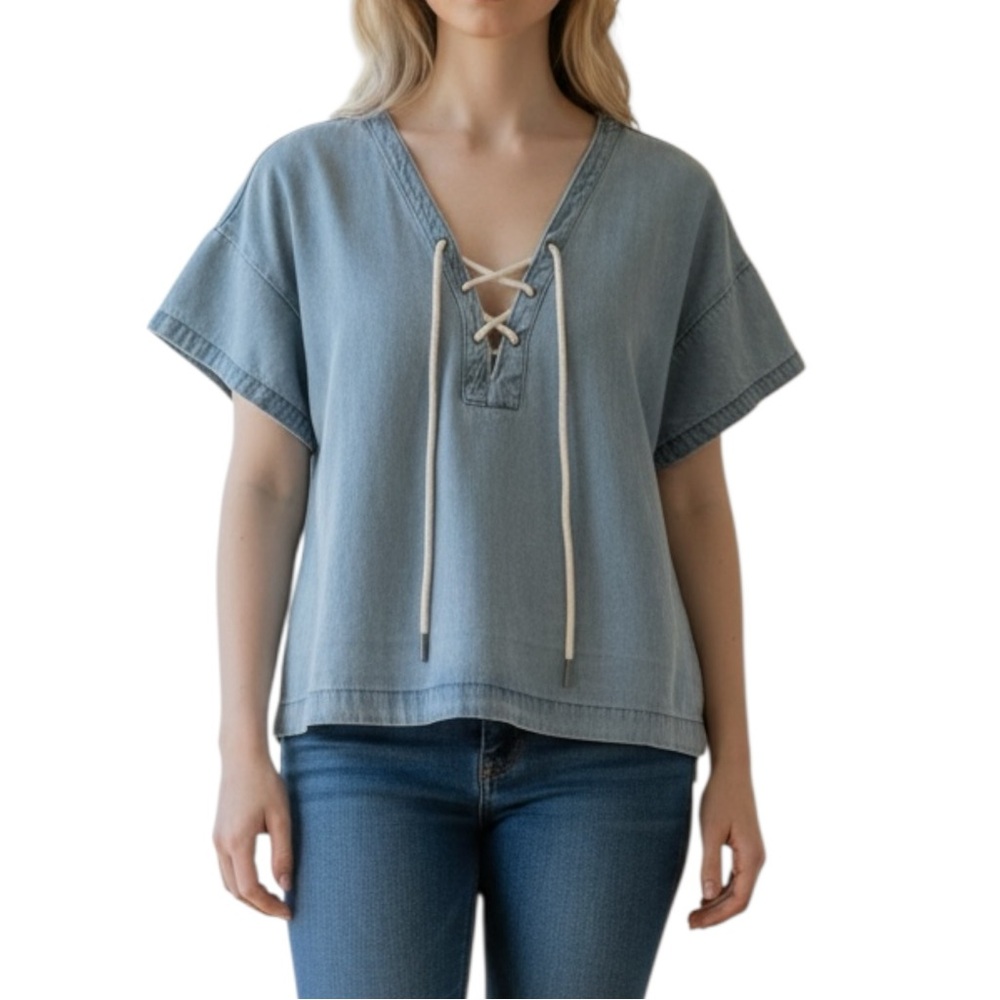 Maven West lace up neck short sleeve lyocell denim style top excellent condition